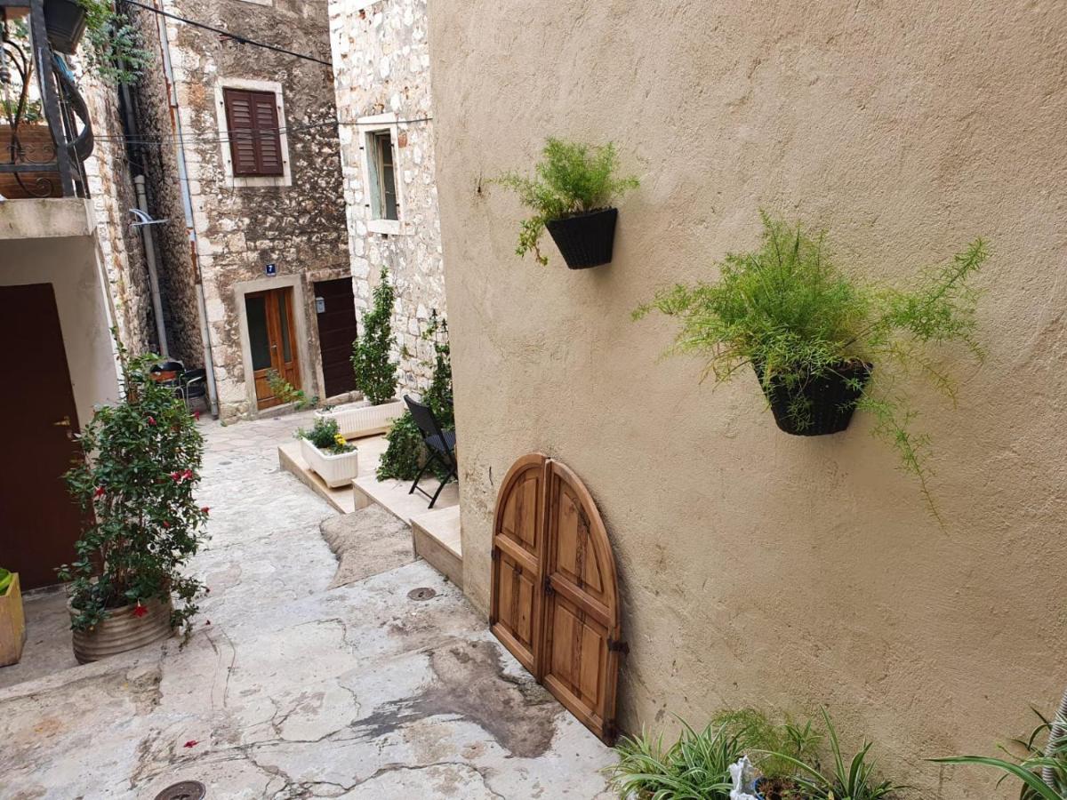 Room With Shared Bathroom House Gorica ชิเบนิก ภายนอก รูปภาพ