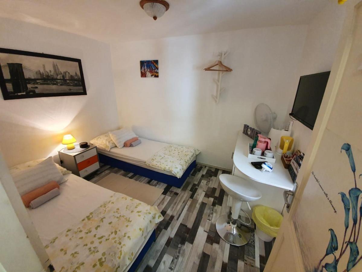 Room With Shared Bathroom House Gorica ชิเบนิก ภายนอก รูปภาพ